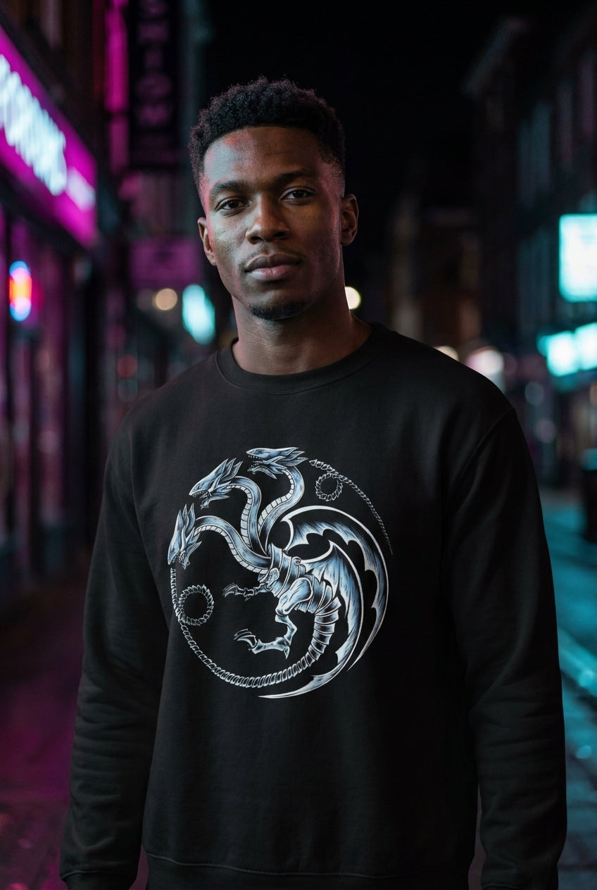 Hombre en suéter dragón Game of Thrones geek streetwear urbano | Algoritmo