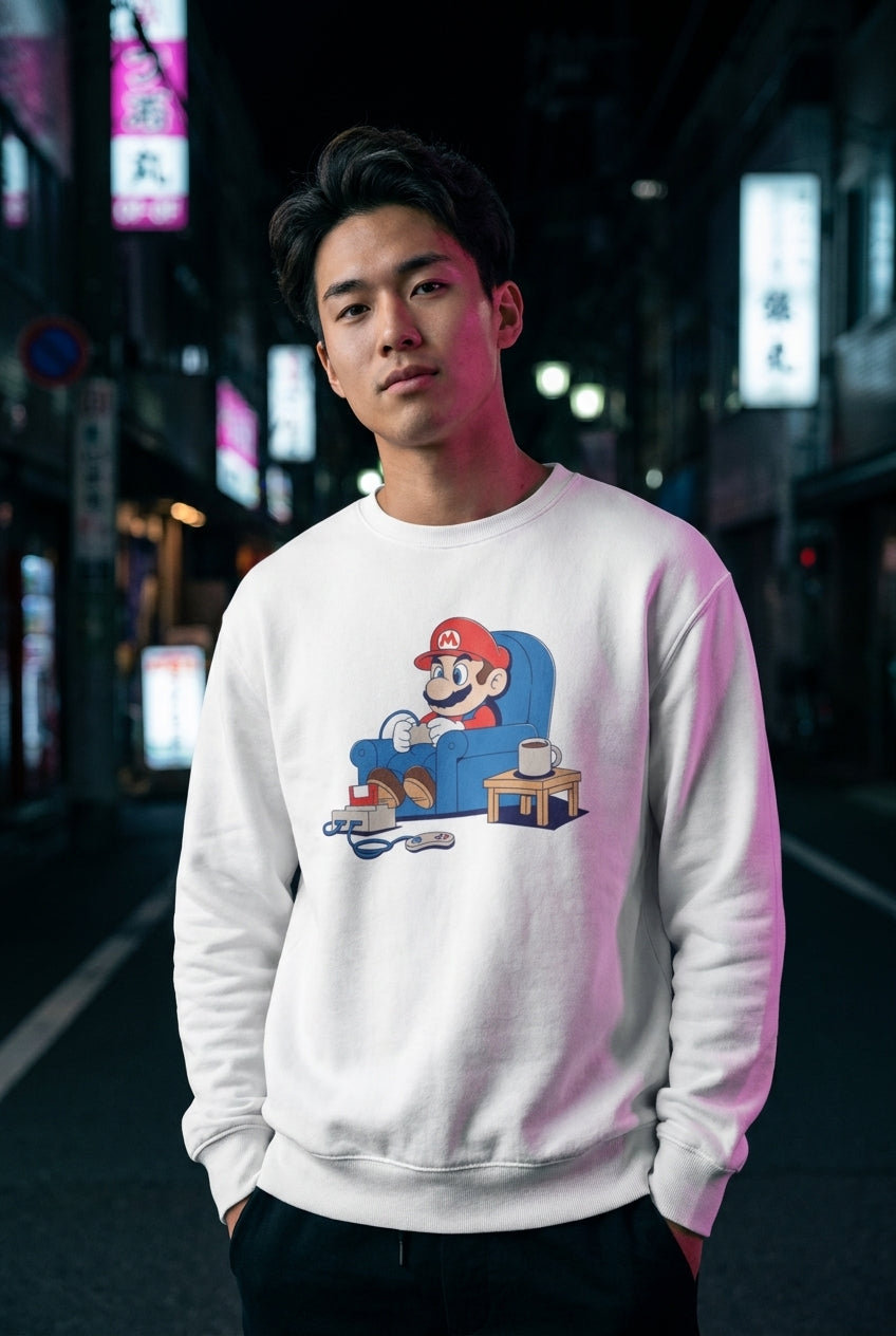 Hombre en suéter blanco con Super Mario gamer retro streetwear urbano | Algoritmo