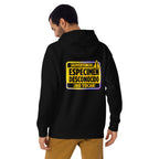Hoodie Advertencia Espécimen Desconocido No Tocar - Modelo masculino espalda