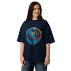 Oversize Zelda Hylian Shield Triforce Blue Brushstroke - Modelo femenina