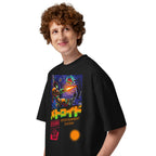 Oversize Metroid Samus Retrogaming Katakana Box - Modelo masculino lateral