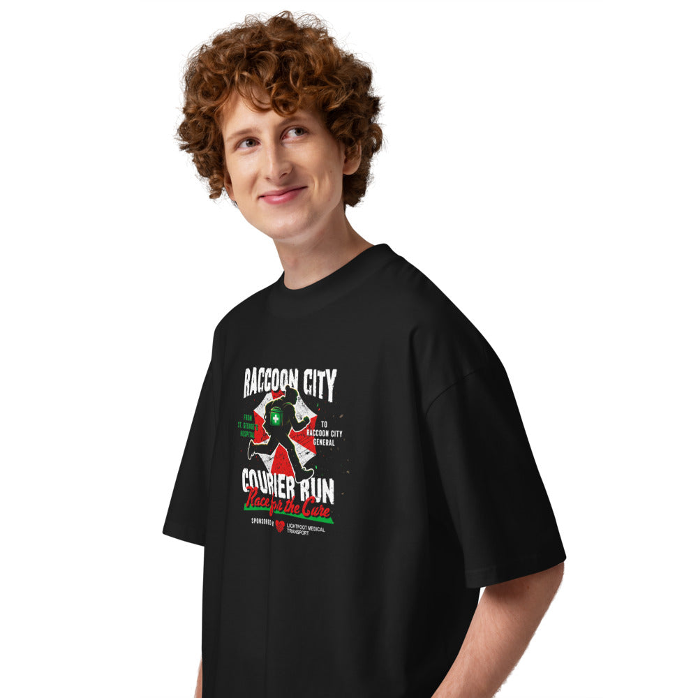 Oversize Resident Evil Raccoon City Courier Run - Modelo masculino lateral