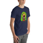 Playera Goku Super Saiyan Peanuts Scream Green Aura - Modelo masculino lateral