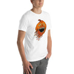 Playera Halloween Pumpkin Monster Four Eyes - Modelo masculino lateral