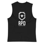 Raccoon Police Department — modelo usando la prenda