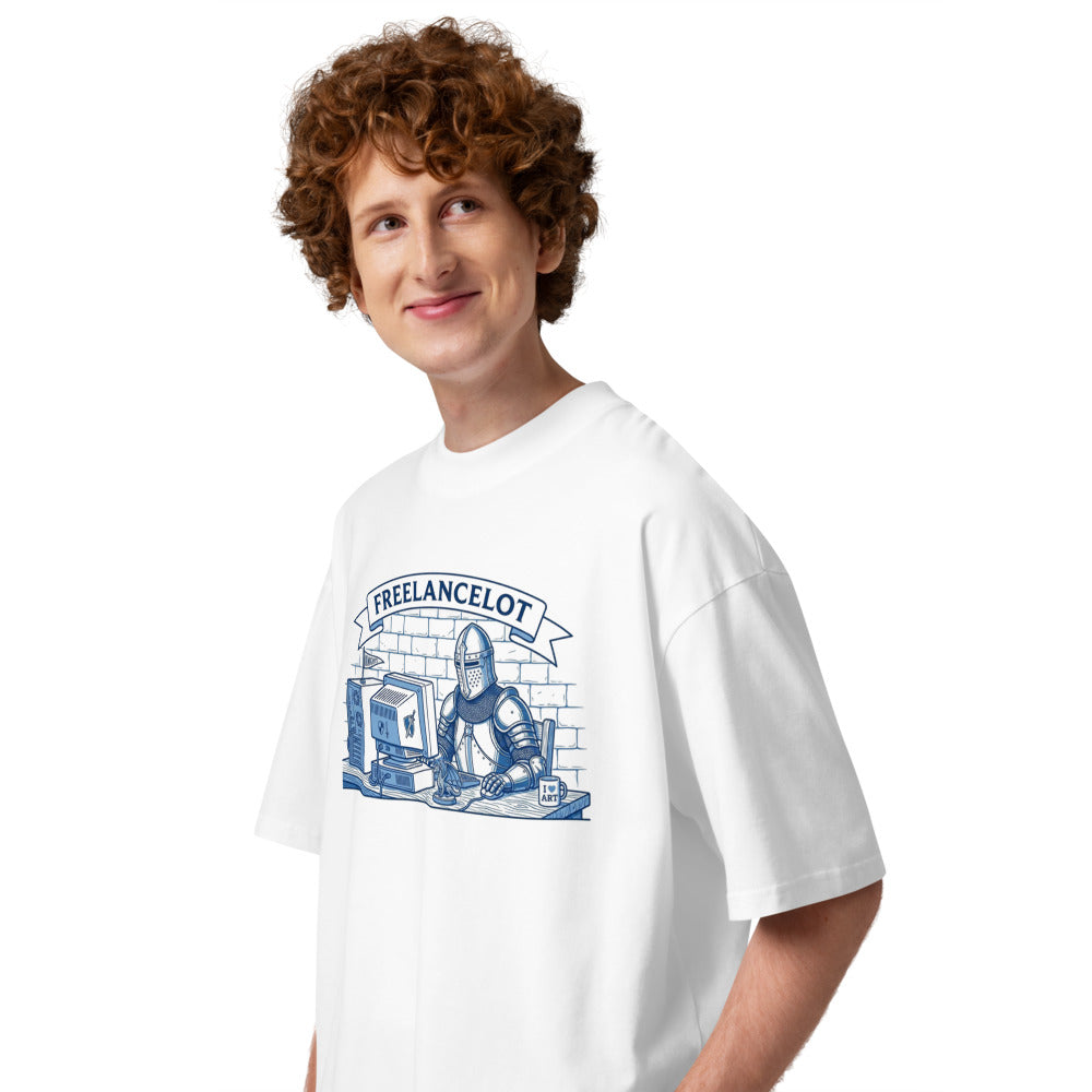 Oversize Freelancelot Knight Computer Pun - Modelo masculino lateral