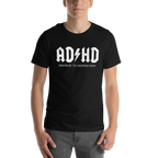 AD / HD — modelo usando la prenda