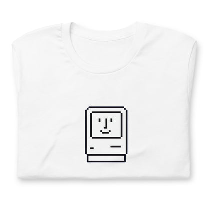 Camiseta Happy Mac , Disponible en la mejor tienda online para comprar tu merch favorita, la mejor Calidad, compra Ahora en Algoritmo! 