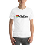 Activision Vintage — modelo usando la prenda